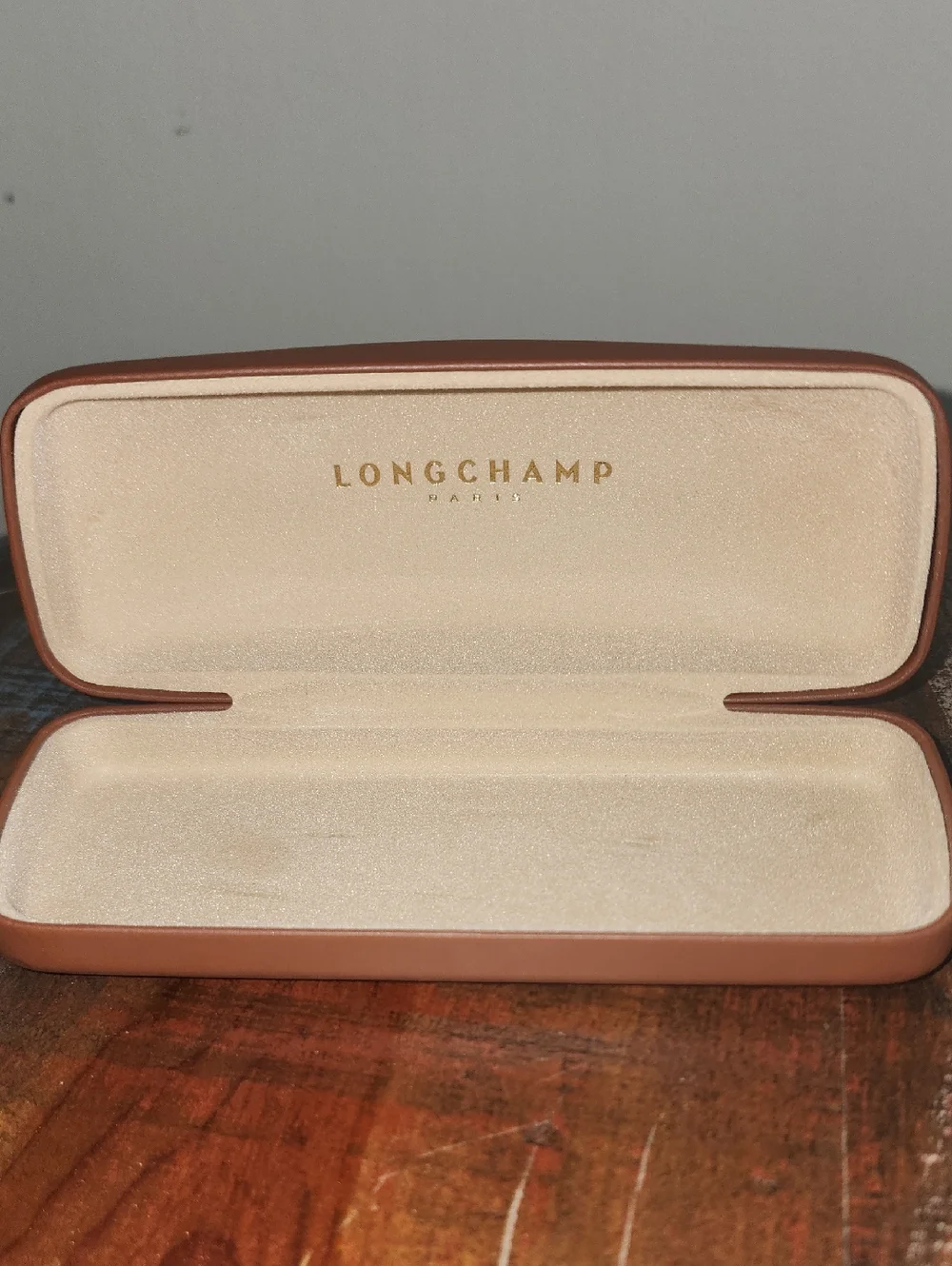 Longchamp Paris Tan Hard Sunglasses Eyeglasses Case Clamshell Embossed